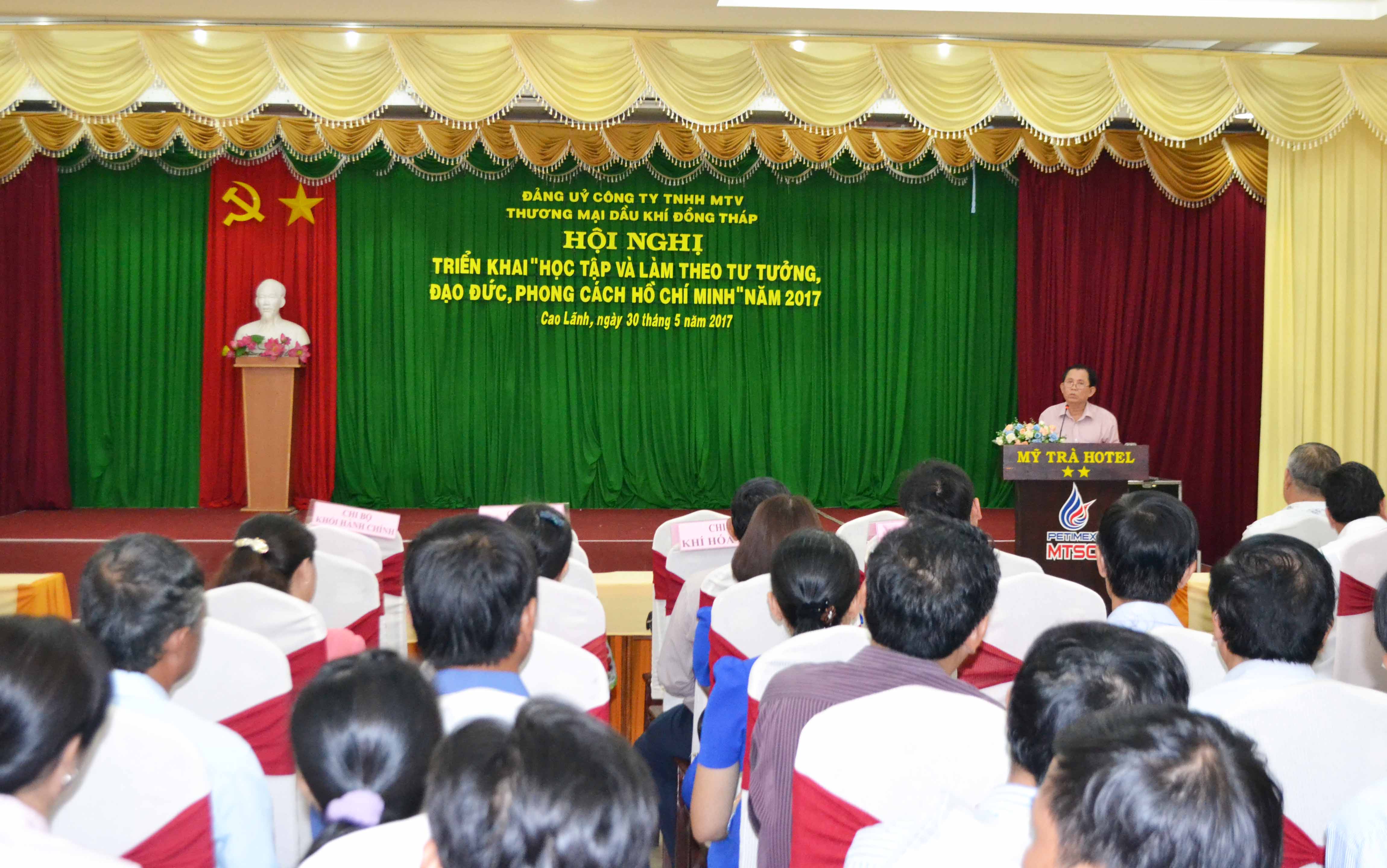 Hội nghị triển khai học tập và làm theo tư tưởng, đạo đức, phong cách hồ chí minh năm 2017. (31/05/2017)