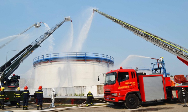 Petimex tổ chức các hoạt động hưởng ứng “tuần lễ quốc gia an toàn vệ sinh lao động – phòng chống cháy nổ lần thứ 17”. (20/03/2015) Petimex tổ chức các hoạt động hưởng ứng “tuần lễ quốc gia an toàn vệ sinh lao động – phòng chống cháy nổ lần thứ 17”. (20/03/2015)