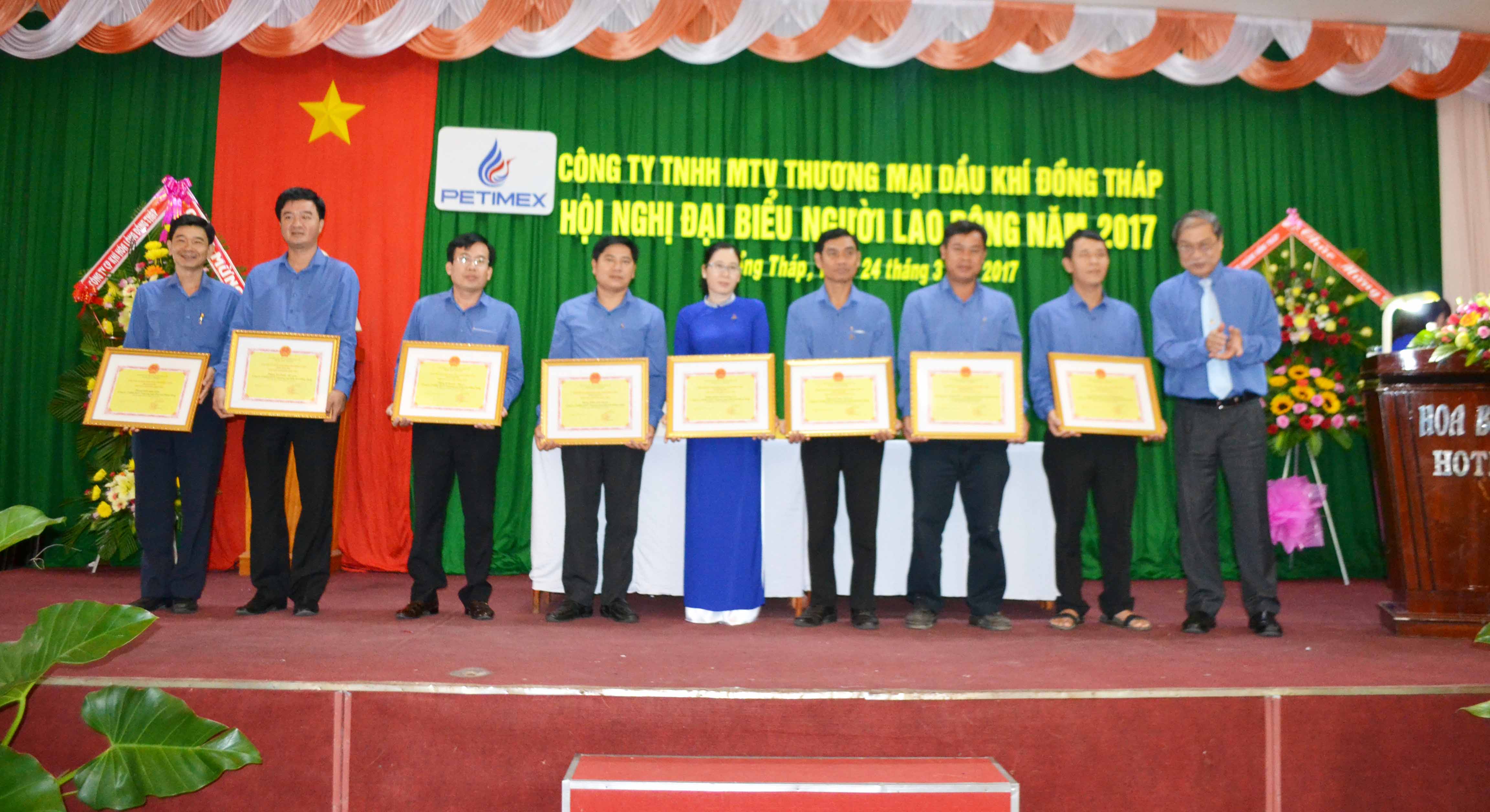 Hội nghị đại biểu người lao động năm 2017 (27/03/2017) Hội nghị đại biểu người lao động năm 2017 (27/03/2017)