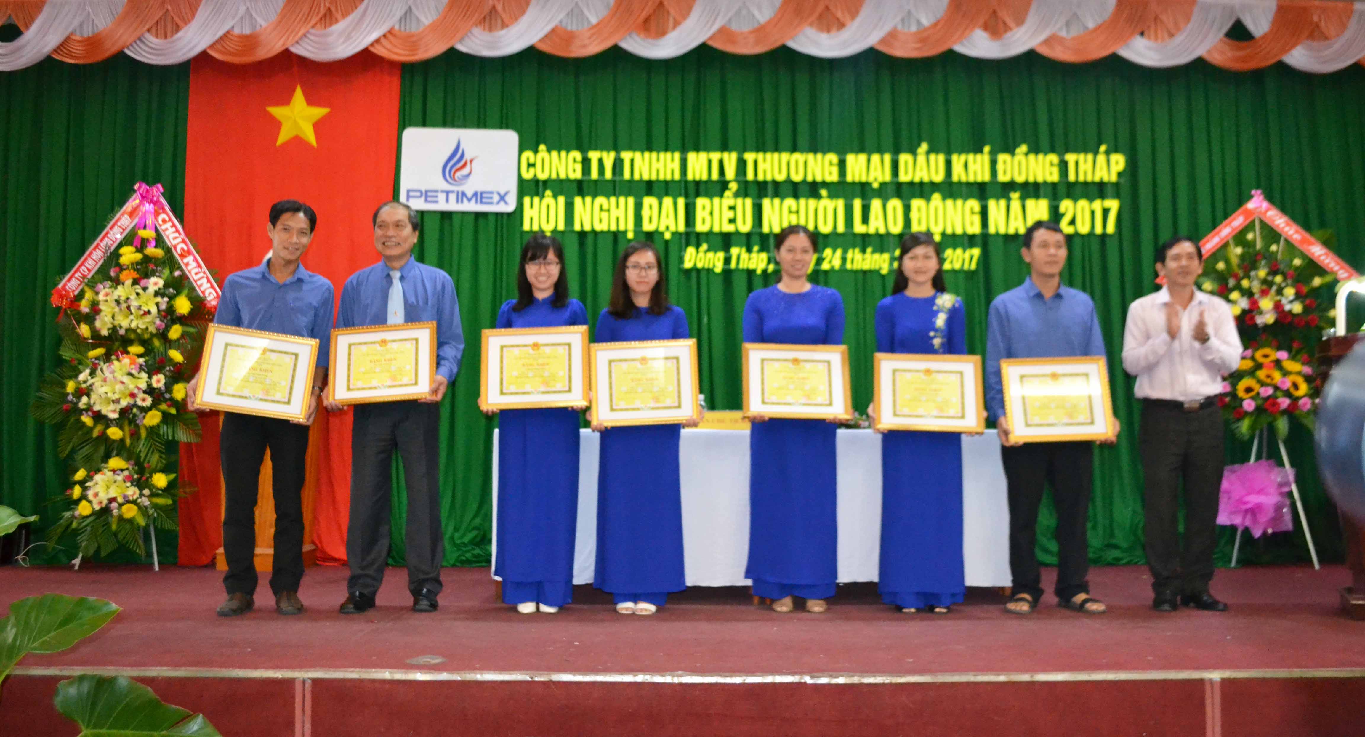 Hội nghị đại biểu người lao động năm 2017 (27/03/2017) Hội nghị đại biểu người lao động năm 2017 (27/03/2017)